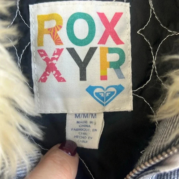 ROXY Y2K Plaid Faux Fur Hooded Jacket Coat Size MEDIUM - Picture 2 of 12
